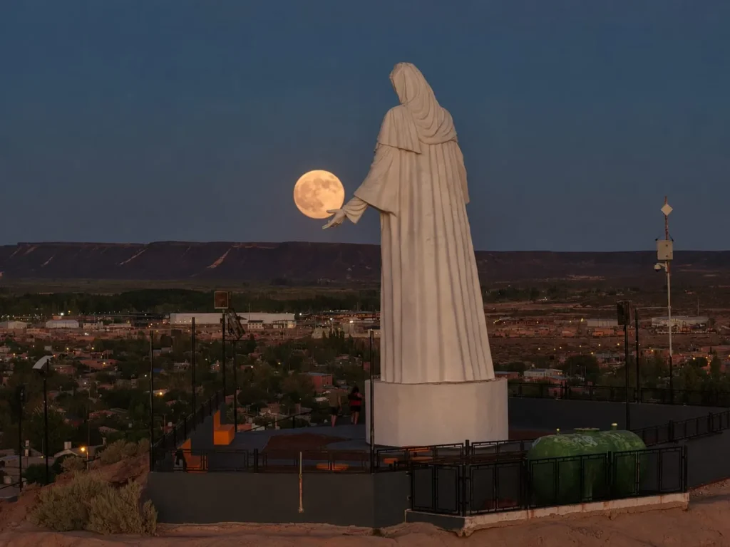 Eclipse lunar en Rincón: a qué hora verlo y cuál será el mejor lugar para observarlo