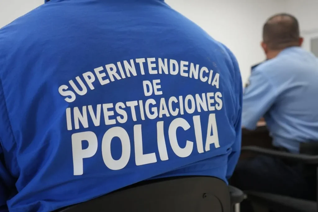 Tras denuncias anónimas a través de los QR, cayeron por narcotráfico en Rincón: cocaína, armas y más de $4,6 millones