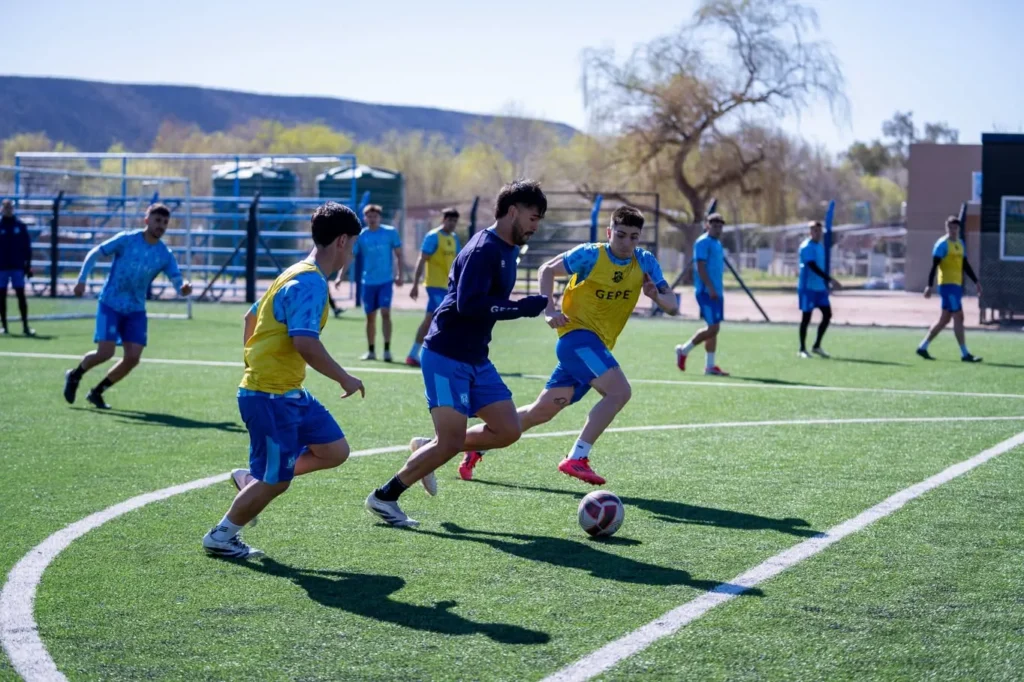 Deportivo Rincón visita a FADEP en un duelo directo por la clasificación